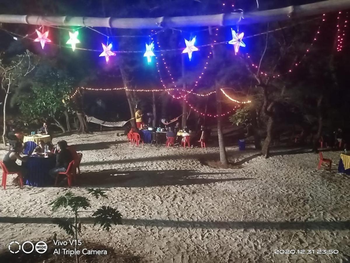 His Grace Sea View Cottages - Private Beach At Malpe أودوبي المظهر الخارجي الصورة