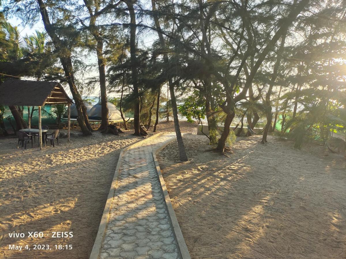 His Grace Sea View Cottages - Private Beach At Malpe أودوبي المظهر الخارجي الصورة